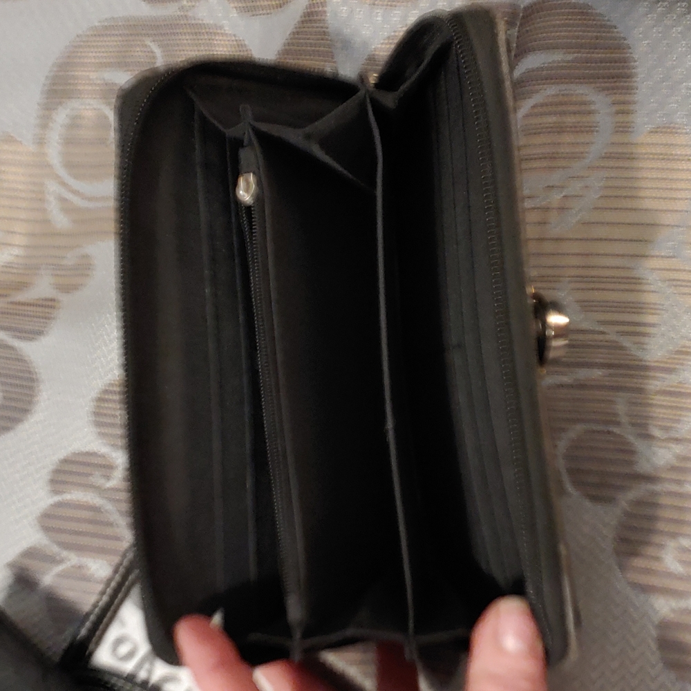 Coach Wallets - Picture 2 of 6